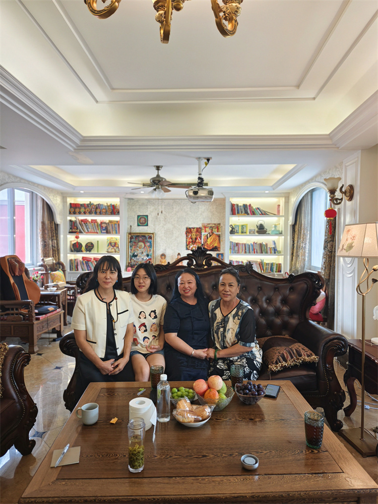 陈宏院长在阿坝州马尔康环境策划指导调研