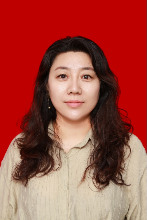 常务理事---高二女